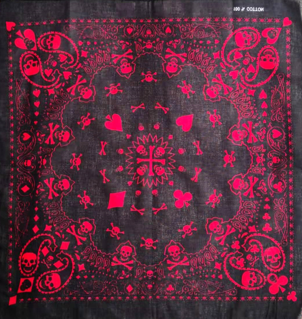 55 cm blanc noir rouge crâne P - Bandana Blank White avis et prix