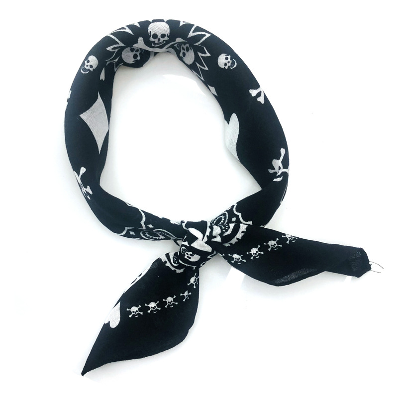 55 cm blanc noir rouge crâne P - Bandana Blank White avis et prix